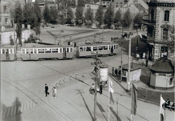 Plac Wilsona (fot. R. Stelmach, ze zbioru R. Deca, zbiory Muzeum Miedzi w Legnicy). 